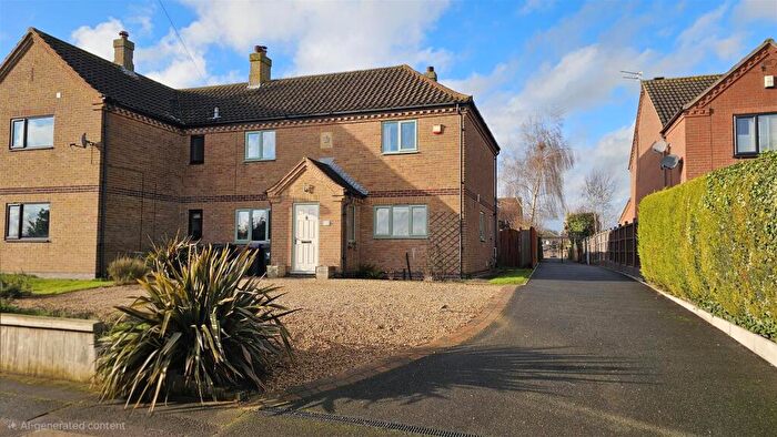 3 Bedroom Semi-Detached House For Sale In Cogley Lane, Bingham, Nottingham, NG13