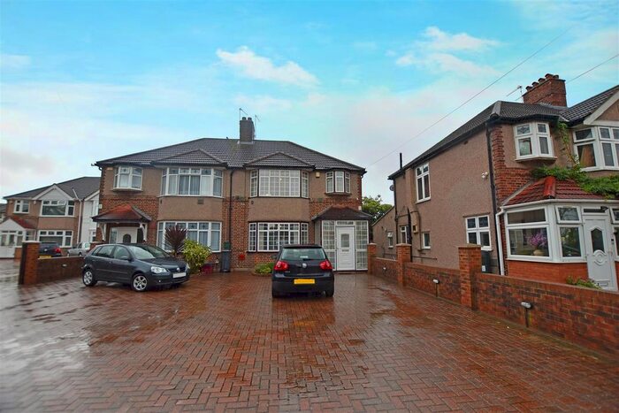 3 Bedroom Semi-Detached House To Rent In Shelley Crescent, Heston, Hounslow, TW5