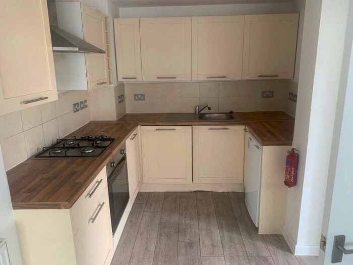 1 Bedroom Apartment To Rent In Homesdale Road, Bromley, BR2