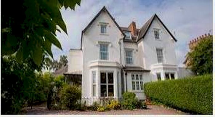 5 Bedroom House To Rent In Hough Green, Chester, CH4