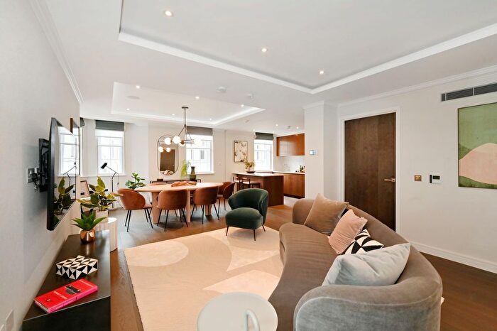 3 Bedroom Flat For Sale In New Cavendish Street, London, W1W