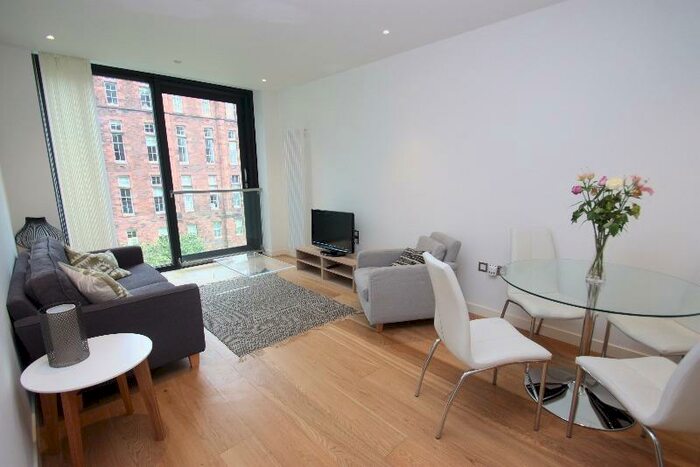 1 Bedroom Flat To Rent In Simpson Loan, Quartermile, Edinburgh, EH3