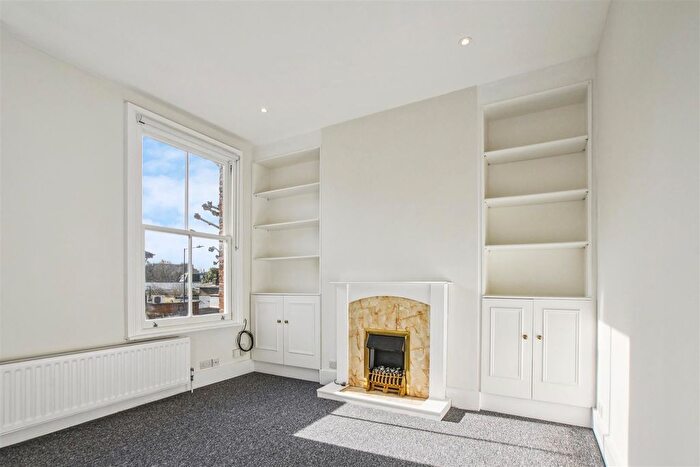 2 Bedroom Flat To Rent In Stamford Brook Road, London, W6