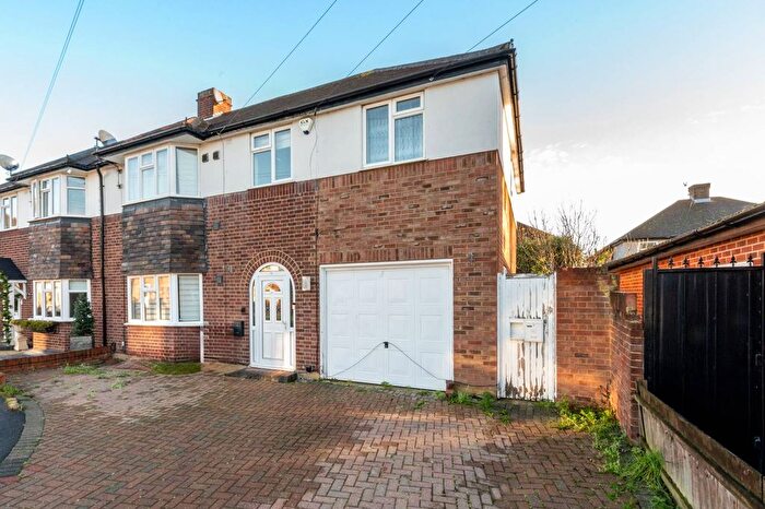 2 Bedroom End Terrace House For Sale In Whitebridge Close, Hounslow, Feltham, TW14