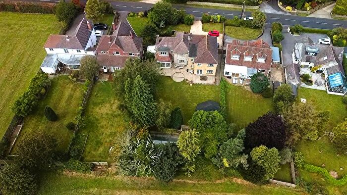 6 Bedroom Detached House For Sale In Lyme Road, Crewkerne - Must Be Viewed, TA18