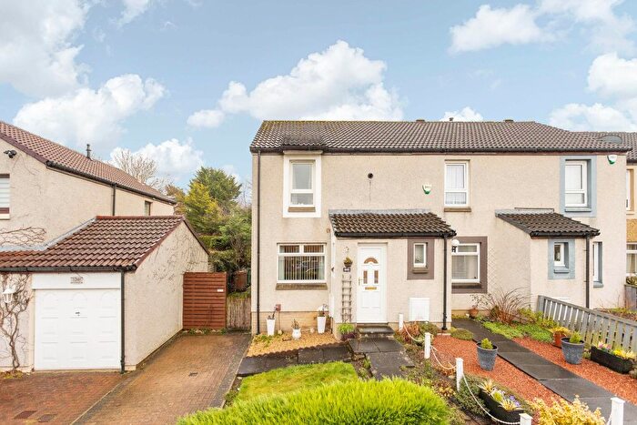 2 Bedroom End Of Terrace House For Sale In Fauldburn, Edinburgh, EH12
