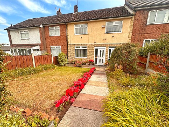 3 Bedroom Terraced House For Sale In Gilpin Walk, Middleton, Manchester, M24