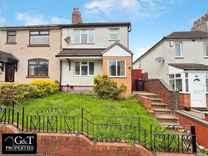 3 Bedroom Semi Detached House To Rent In Highfield Road, Dudley, DY2