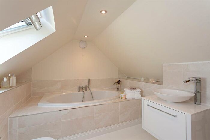 4 Bedroom Detached House For Sale In Balk Lane, Arnold, HU11
