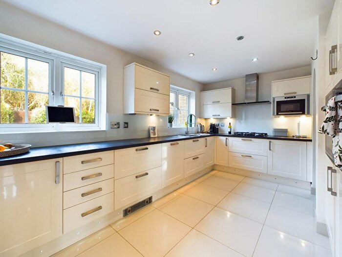 4 Bedroom Detached House For Sale In Coulthard Close, Towcester, NN12