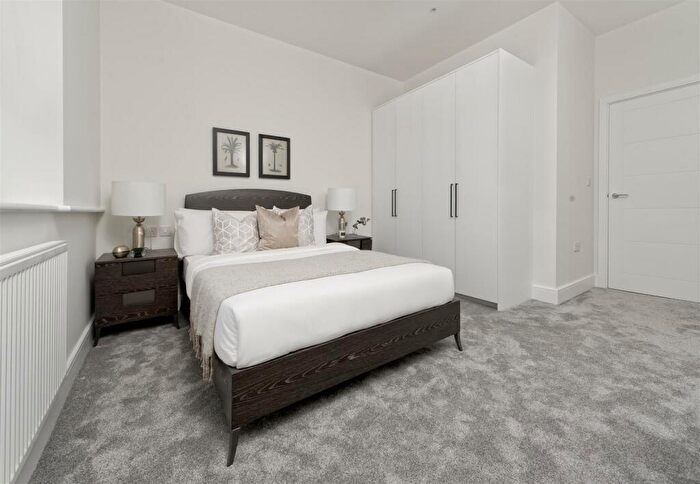 1 Bedroom Apartment For Sale In Hurricane Court, Langley, SL3