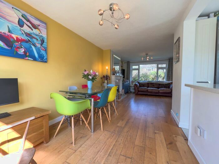 3 Bedroom Semi-Detached House For Sale In Wordsworth Rise, East Grinstead, RH19