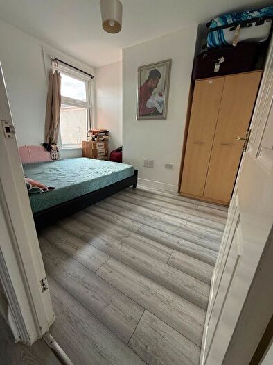 2 Bedroom Flat To Rent In Crossfield Road, Clacton On Sea, CO15