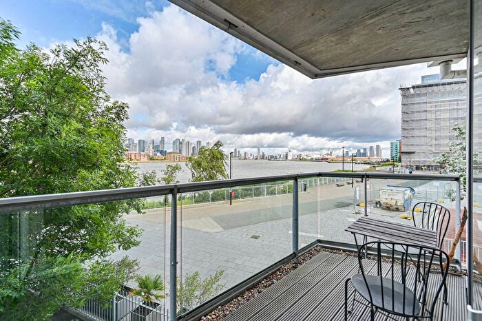 2 Bedroom Flat To Rent In Banning Street, Greenwich, London, SE10