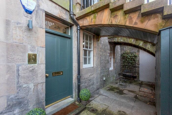 2 Bedroom Flat To Rent In Queen Street, New Town, Edinburgh, EH2