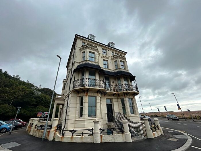 1 Bedroom Flat To Rent In Marine Crescent, Victoria House, CT20