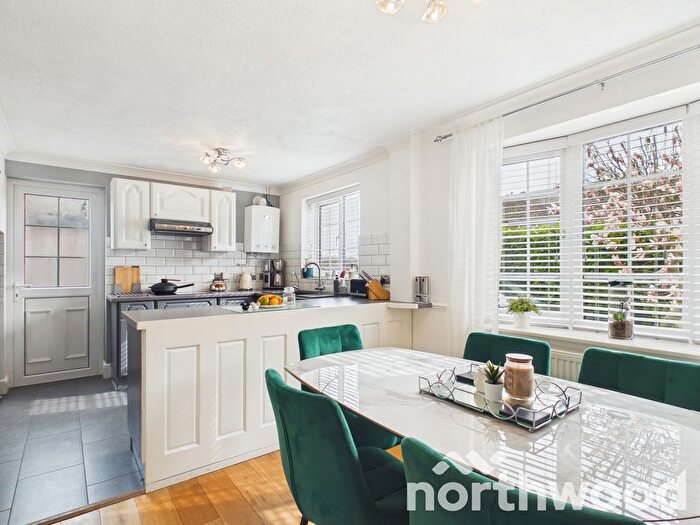 4 Bedroom Detached House For Sale In Viburnum Close, Ashford, Ashford, TN23