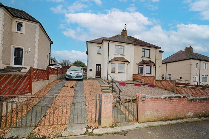 2 Bedroom Semi-Detached House For Sale In Hill Street, Lochgelly, KY5