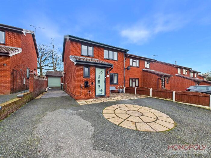 3 Bedroom Semi Detached House For Sale In Oak Meadows, Tanyfron, Wrexham, LL11