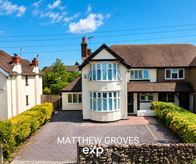 4 Bedroom Semi-Detached House For Sale In Old Croft Road, Stafford, ST17