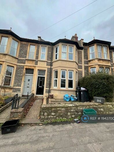 7 Bedroom Terraced House To Rent In Wellington Hill, Bristol, BS7