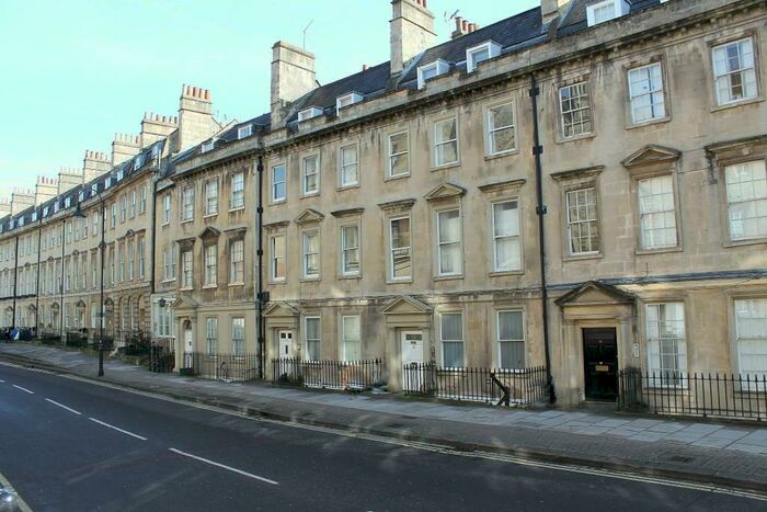 1 Bedroom Apartment To Rent In The Paragon, BA1