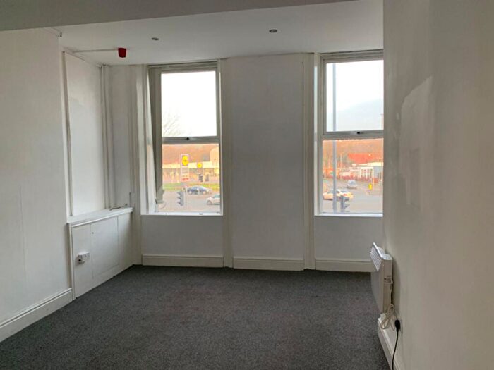 2 Bedroom Block Of Apartments For Sale In Stanley Road, Kirkdale, L5