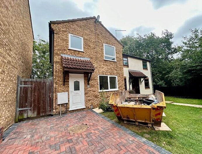 3 Bedroom Semi-Detached House To Rent In Linnet, Peterborough, Cambridgeshire, PE2