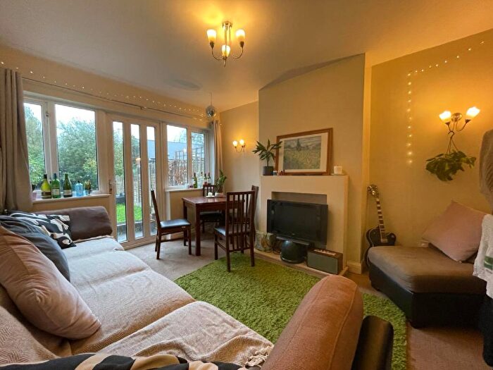 4 Bedroom House To Rent In Cherington Road, Selly Oak, Birmingham, West Midlands, B29