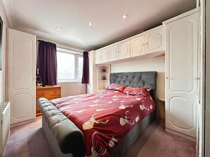 3 Bedroom Terraced House For Sale In Wymersley Road, Hull, HU5