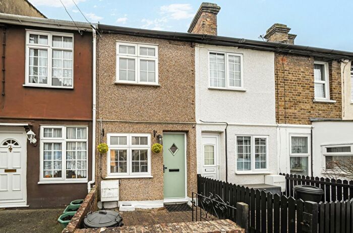 2 Bedroom Terraced House For Sale In New Road, South Darenth, Kent, DA4