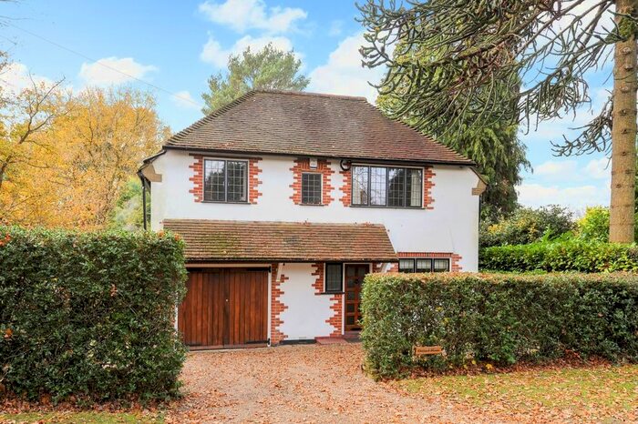 4 Bedroom Detached House To Rent In Cavendish Road, St. Georges Hill, Weybridge, KT13