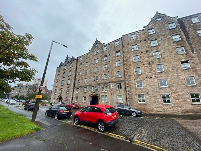 2 Bedroom Flat To Rent In The Bond, Edinburgh, EH6