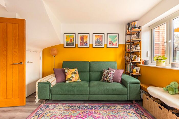 3 Bedroom Terraced House For Sale In Garfield Road, St George, BS5