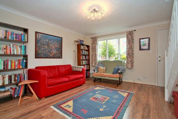 2 Bedroom Semi-Detached House To Rent In Ashwood Road, Aberdeen, AB22