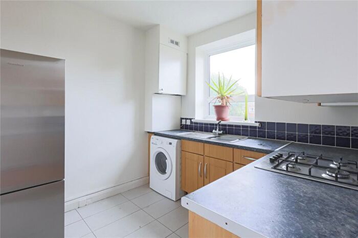 1 Bedroom Apartment To Rent In Northview, Tufnell Park Road, Islington, London, N7