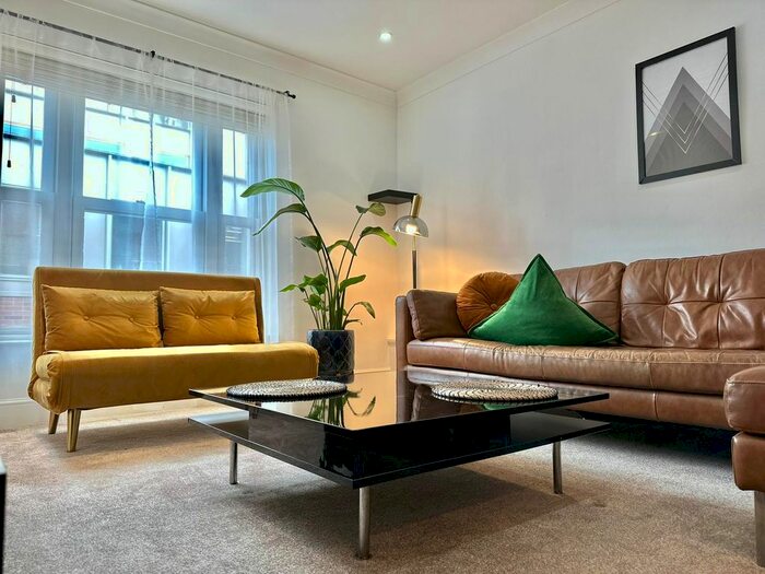 1 Bedroom Flat To Rent In Leather Lane, London, EC1N