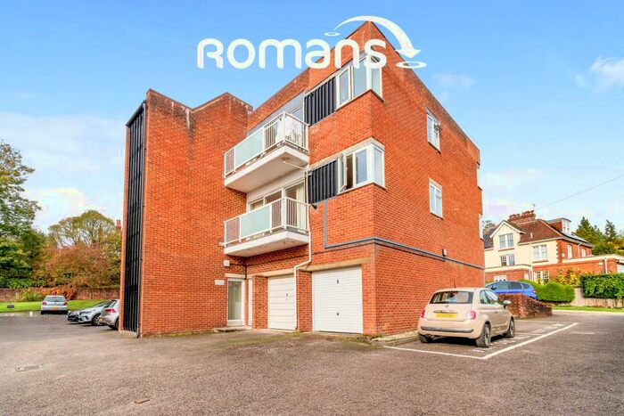 2 Bedroom Apartment To Rent In Winchester, Hampshire, SO23