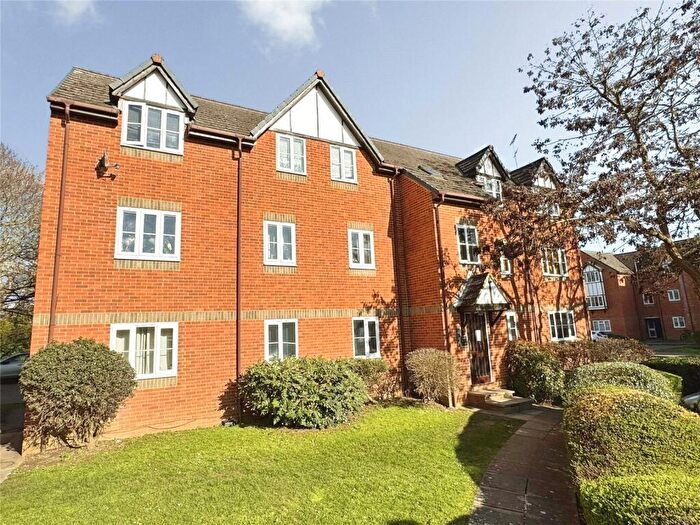 1 Bedroom Apartment To Rent In Rembrandt Way, Reading, Berkshire, RG1