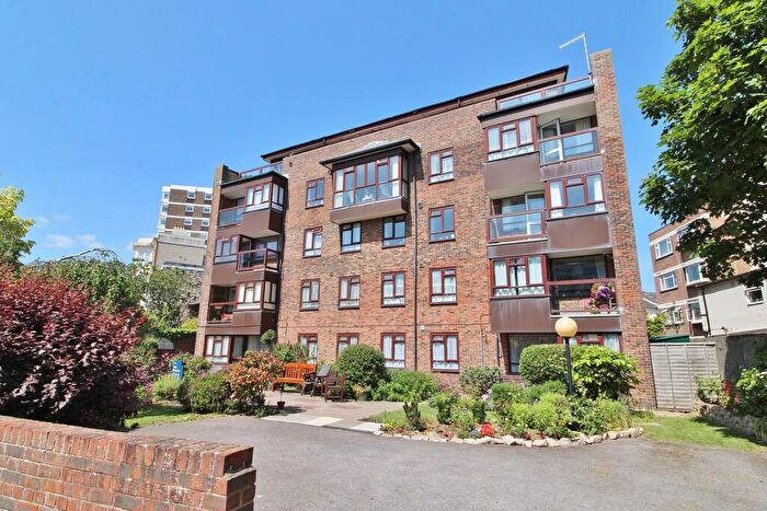 2 Bedroom Retirement Property For Sale In Eastern Villas Road, Southsea, PO4