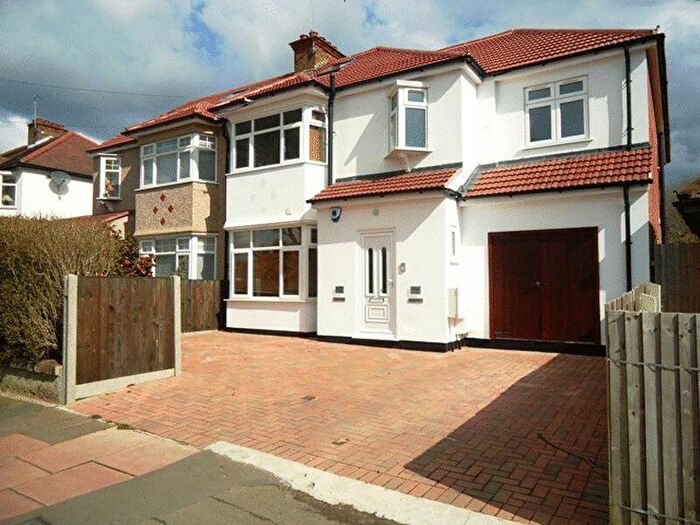 3 Bedroom Apartment To Rent In Rayners Lane, Pinner, HA5