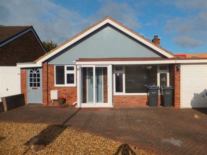 3 Bedroom Detached Bungalow To Rent In Rowallan Road, Four Oaks, Sutton Coldfield, B75