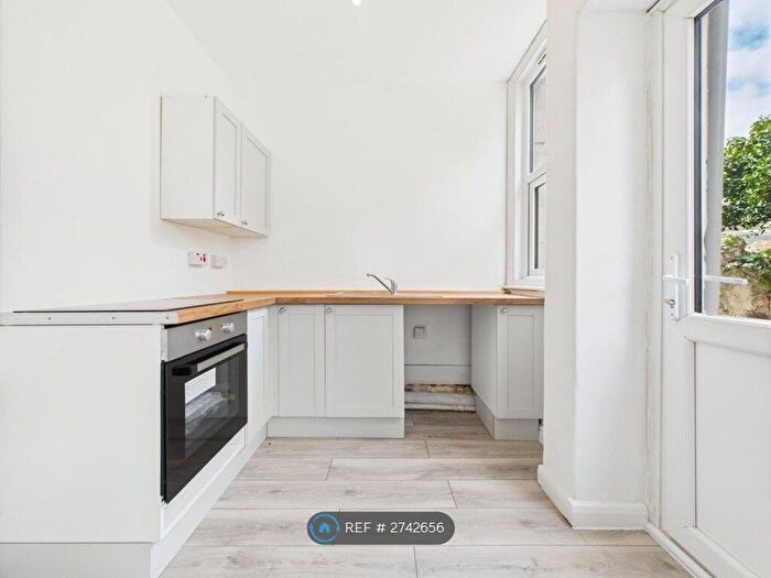 1 Bedroom Flat To Rent In Jubilee Road, Weston-Super-Mare, BS23