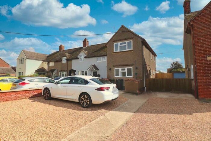 2 Bedroom End Of Terrace House To Rent In Kirby Road, Gretton, Corby, NN17