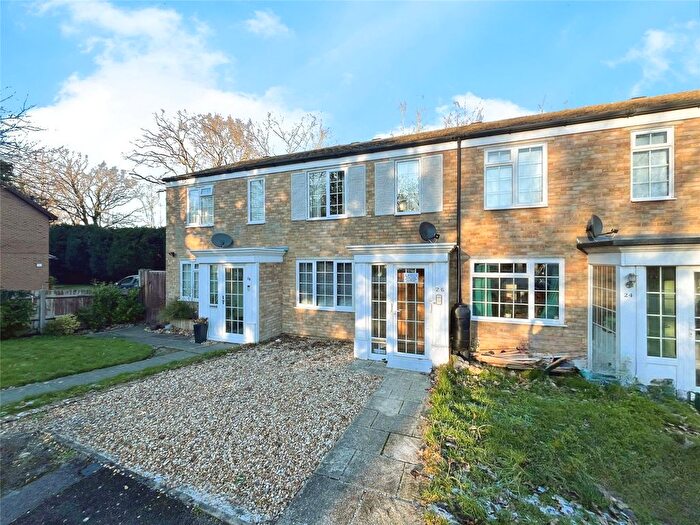 3 Bedroom Terraced House For Sale In Hatherwood, Yateley, Hampshire, GU46