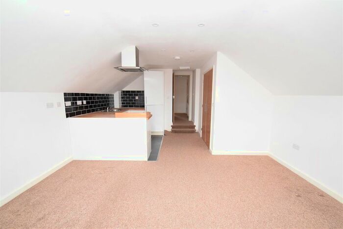 1 Bedroom Flat To Rent In Prospect Street, Caversham, Reading, RG4