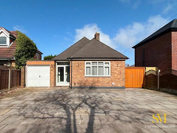 3 Bedroom Detached Bungalow For Sale In Phillips Lane, Formby, Liverpool, L37