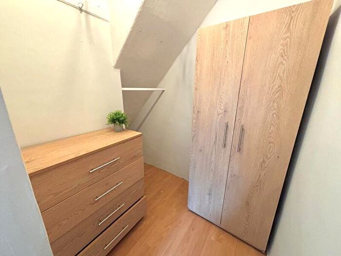 5 Bedroom Terraced House To Rent In Ashville Terrace, Hyde Park, Leeds, LS6