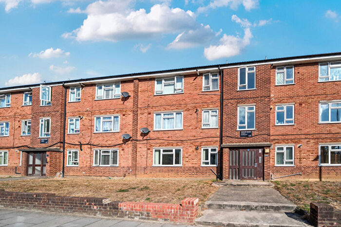 2 Bedroom Apartment For Sale In Bexley Road, Eltham, SE9