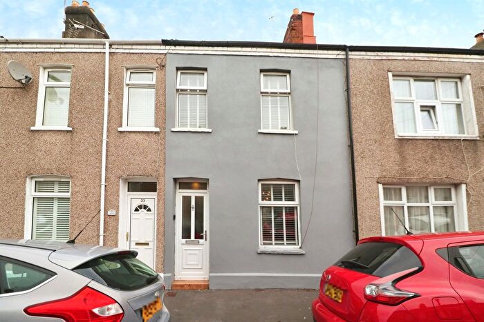 3 Bedroom Terraced House For Sale In Chester Street, Cardiff, CF11